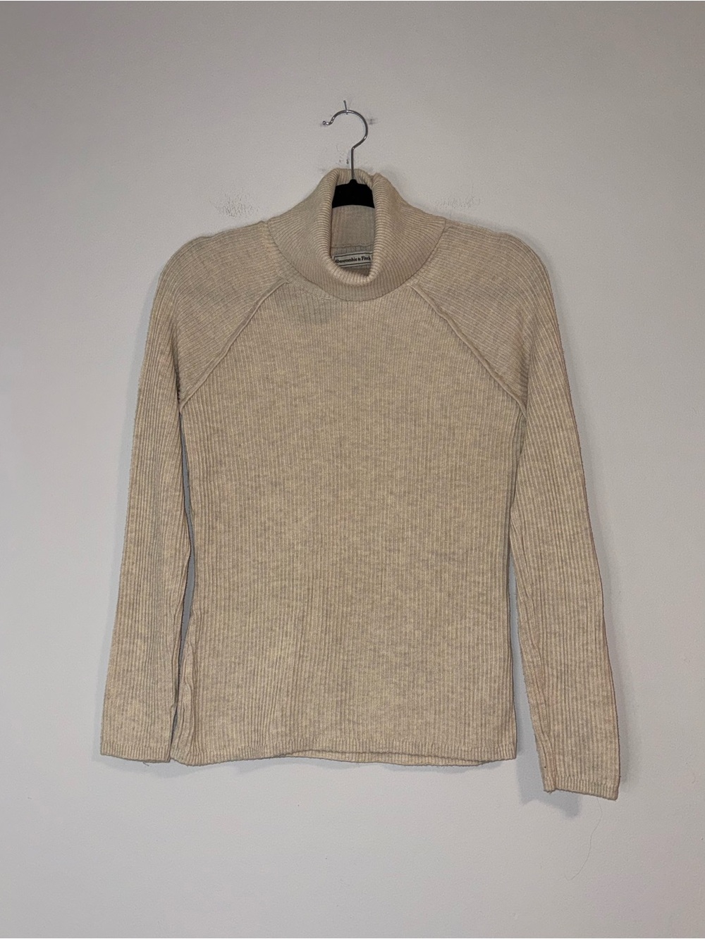 Abercrombie & Fitch Cream Ribbed Knit Cut Out Turtleneck Sweater Sz M